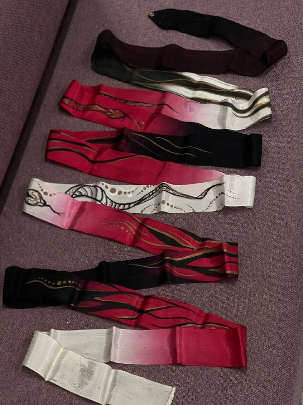 Стрічки для художньої гімнастики рожево-чорні | р. 5